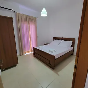 Aparthotel Pasqyra Ksamil